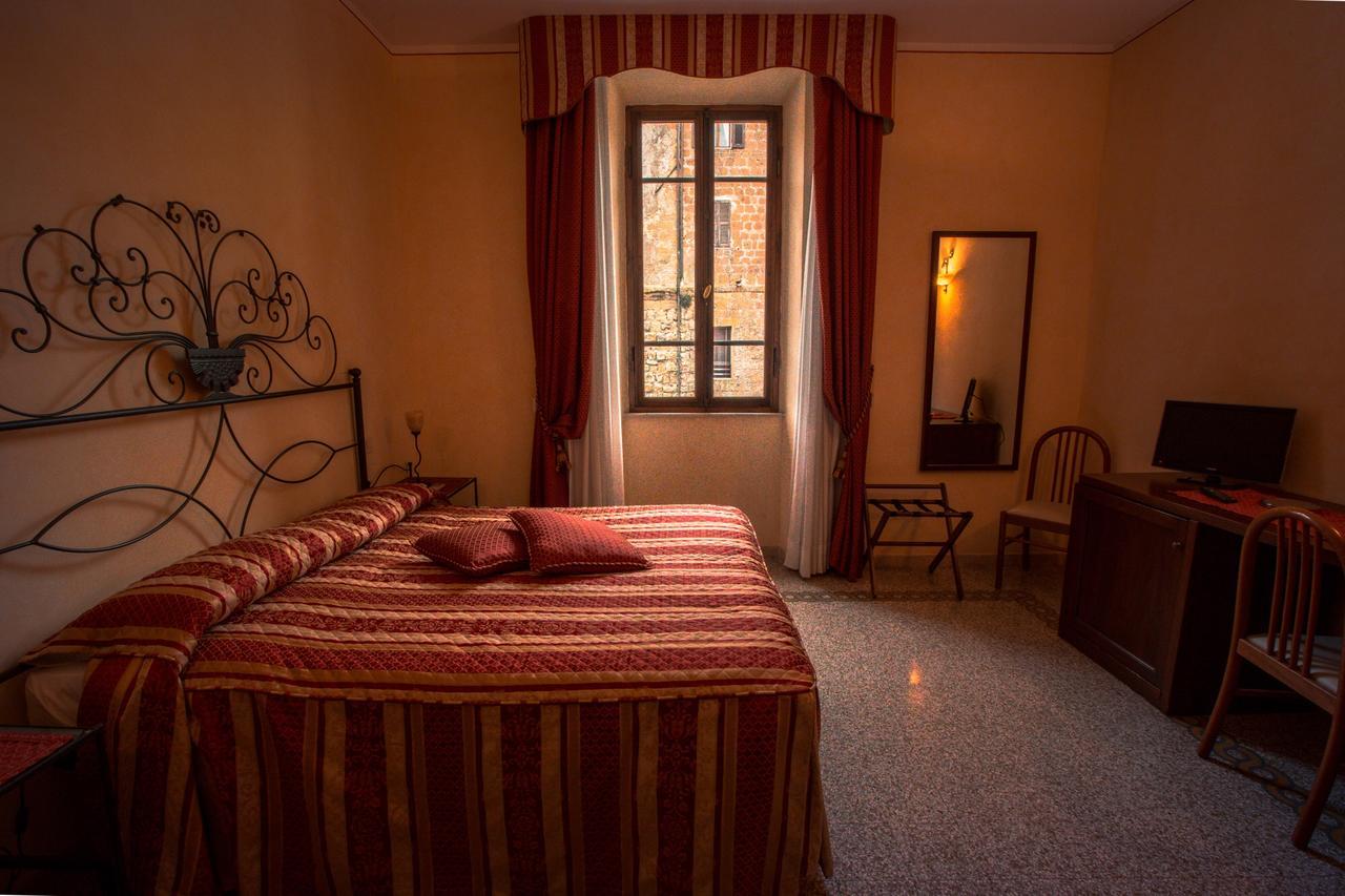 Albergo Guastini Pitigliano Buitenkant foto