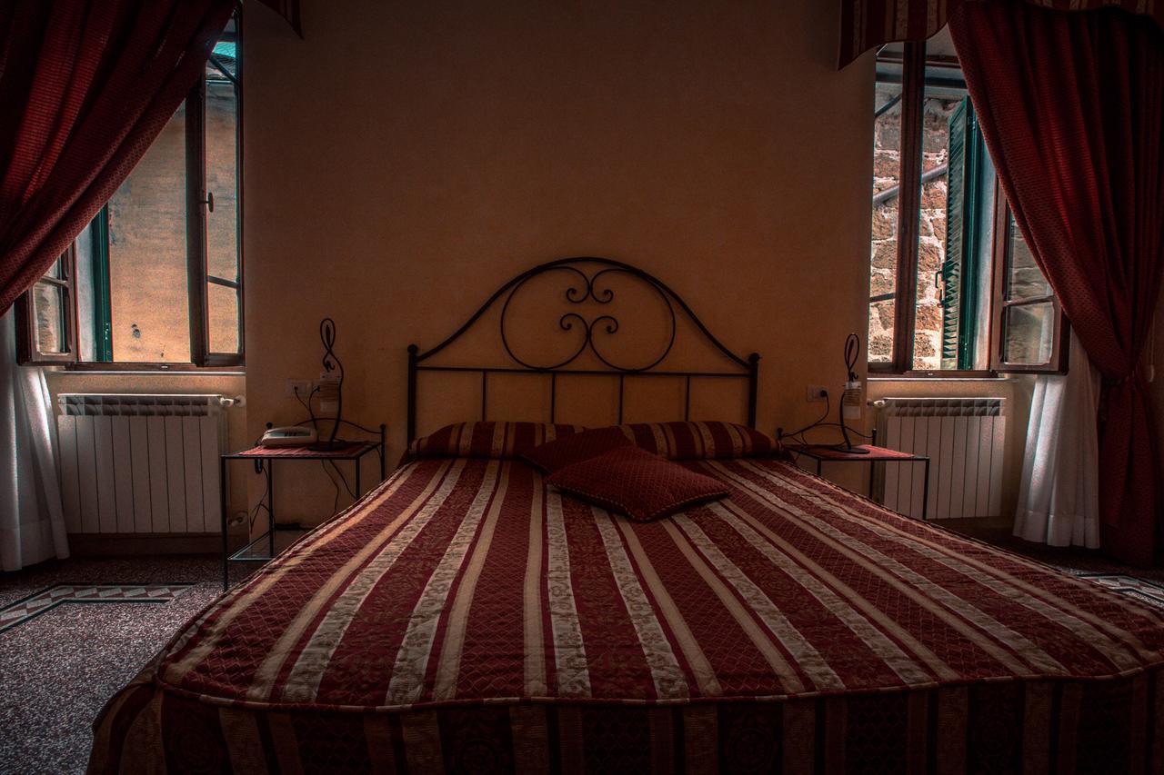 Albergo Guastini Pitigliano Buitenkant foto