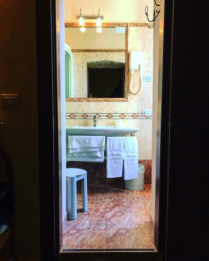 Albergo Guastini Pitigliano Buitenkant foto